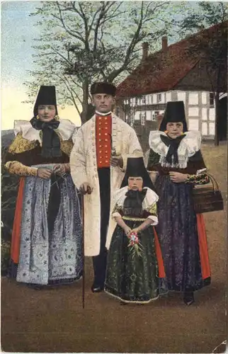 Volkstrachten aus Schaumburg Lippe -703710