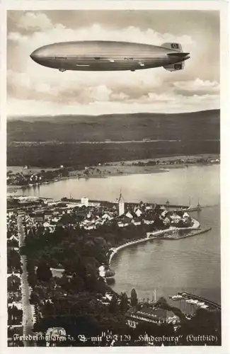 Friedrichshafen mit Zeppelin Hindenburg -708516
