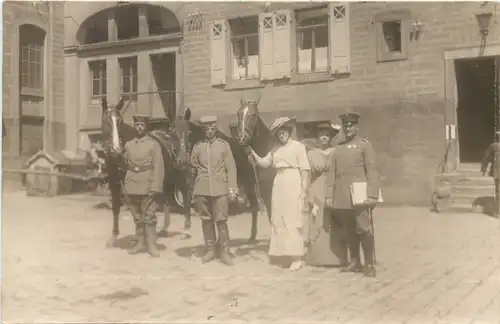 Soldaten mit Pferden -710712