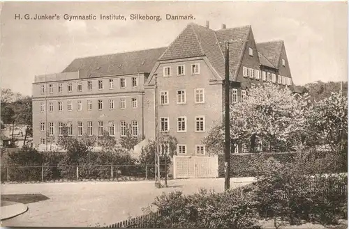 Silkeborg Danmark - H. G. Junkers Gymnastic Institute -711138