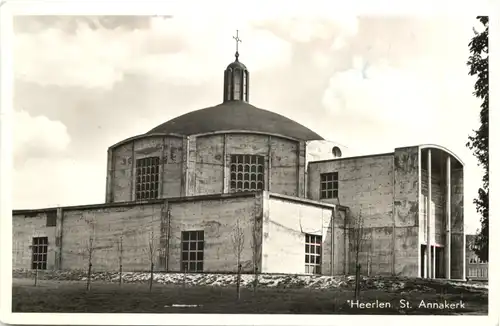 Heerlen - St. Annakerk -711716