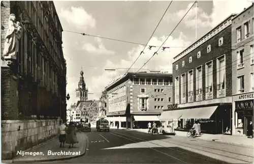 Nijmegen - Burchtstraat -711746