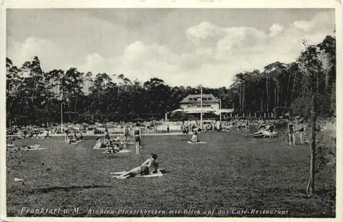 Frankfurt am Main - Stadion Planschbecken -713626