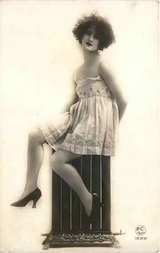 Erotik - Frau - PC Paris Verlag -721462