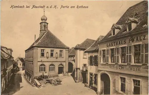 Hambach bei Neustadt - Partie am Rathaus -723332