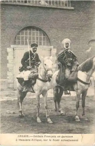 Spahis - Soldats Francais en garnison -727548