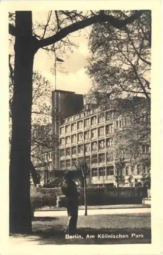 Berlin - Am Köllnischen Park -727868