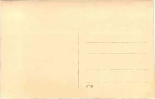 Kind mit Ball -728718