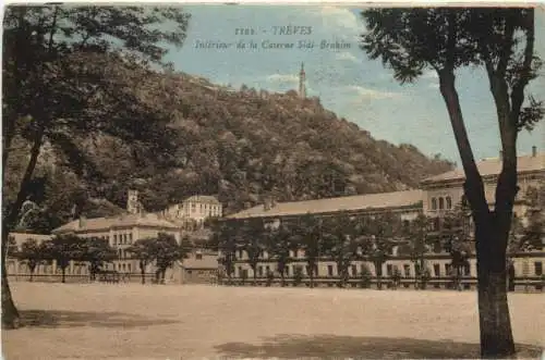 Treves - Trier - Interieur de la Caserne Sidi-Brahim -731564