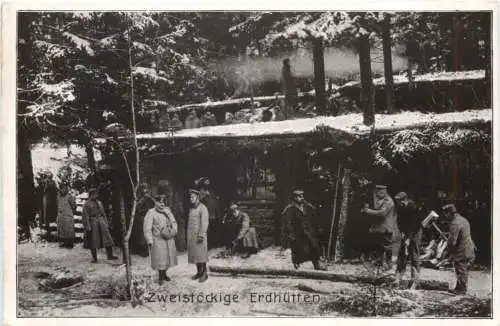 WW1 - Zweistöckige Erdhütten -732252