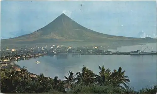 Legaspi City Port - Philippines -732486