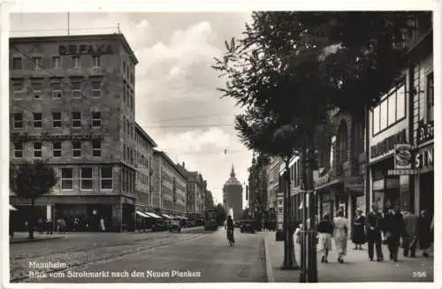 Mannheim - Blick vom Strohmarkt -734240