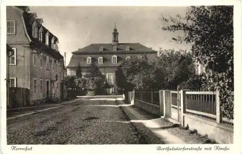 Herrnhut - Berthelsdorferstraße mit Kirche -734134