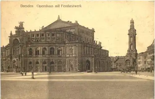 Dresden - Opernhaus mit Fernheizwerk -735034