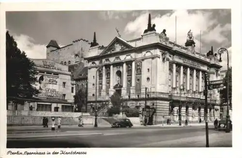 Berlin - Opernhaus in der Kantstrasse -735530