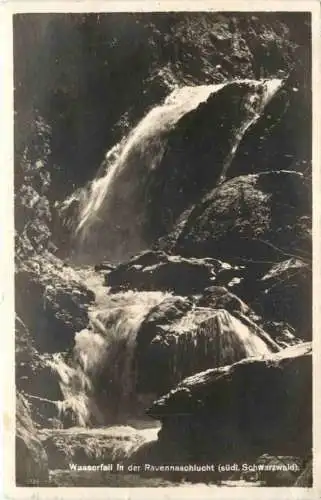 Wasserfall in der Ravennaschlucht -735736