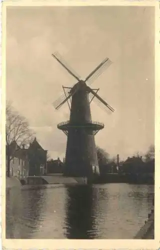 Korenmolen Schiedam - Windmühle -735852
