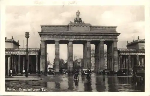 Berlin - Brandenburger Tor -736036