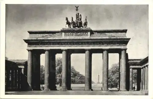 Berlin - Brandenburger Tor -736062