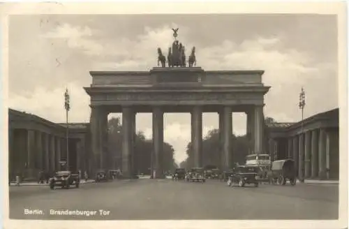 Berlin - Brandenburger Tor -736076