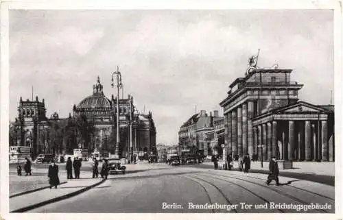 Berlin - Brandenburger Tor -736060