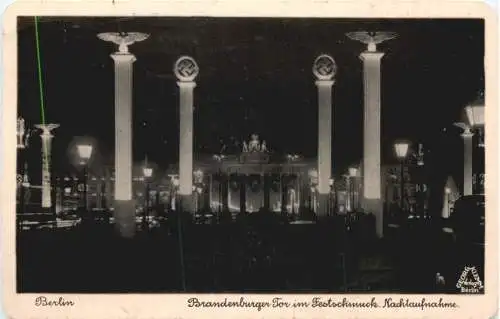 Berlin - Brandenburger Tor im Festschmuck - 3. Reich -736120