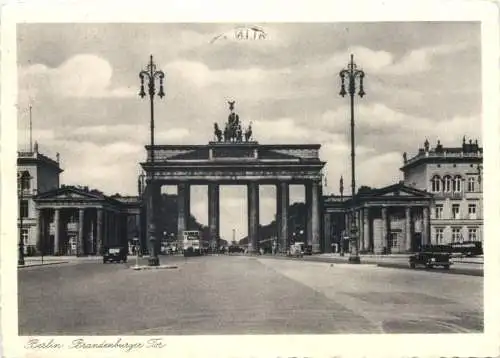 Berlin - Brandenburger Tor -736098