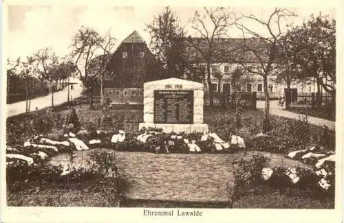 Ehrenmal Lawalde bei Löbau -740626