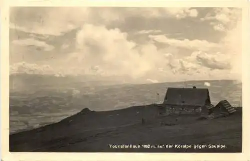 Touristenhaus auf der Koralpe -740770