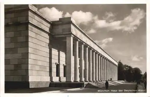 München - Haus der Deutschen Kunst -740878