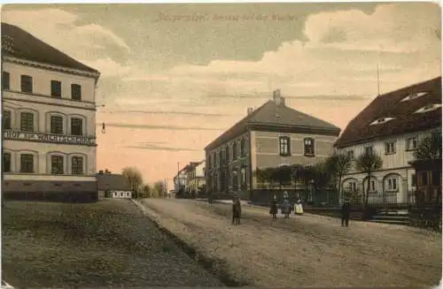 Neugersdorf in Sachsen - Strasse bei der Wache -741522