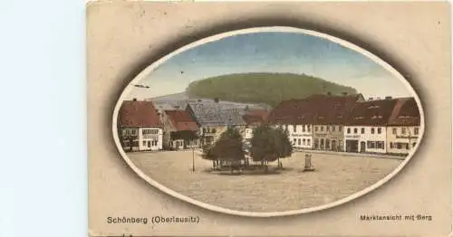 Schönberg - Marktansicht mit Berg -741690