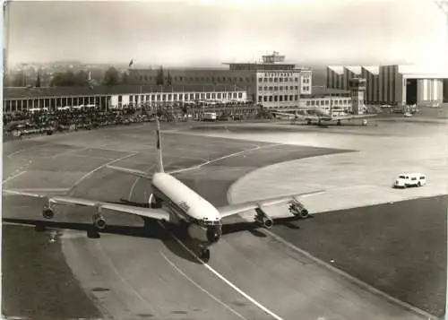 Stuttgart - Flughafen Echterdingen -742824