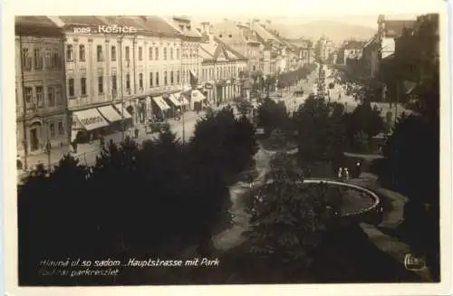 Kosice - Hauptstrasse mit Park -743016