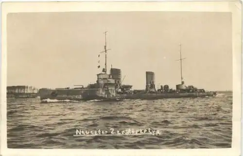 Kriegsschiff - Neuster Zerstörertyp -743376
