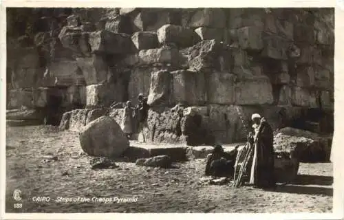 Cairo - Steps of the Cheops Pyramid -746588