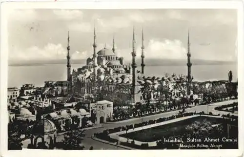 Istanbul - Sultan Ahmet Camisi -746664