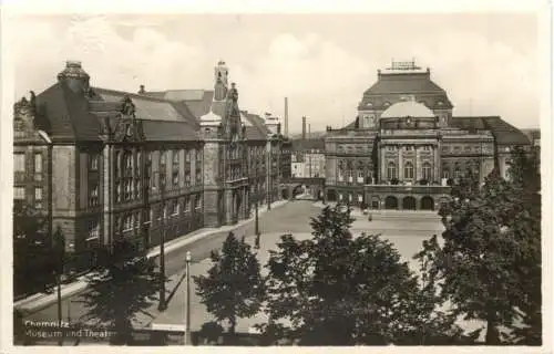 Chemnitz - Museum und Theater -747258