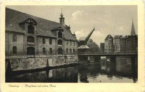 Lüneburg - Kaufhaus mit altem Kran -750736