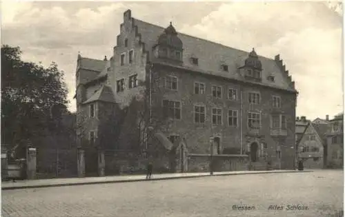 Giessen - Altes Schloss -751102