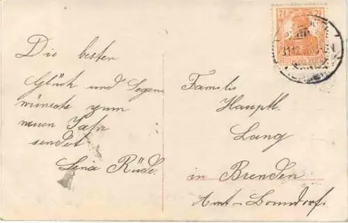 Neujahr - Kind auf Bombe -752294