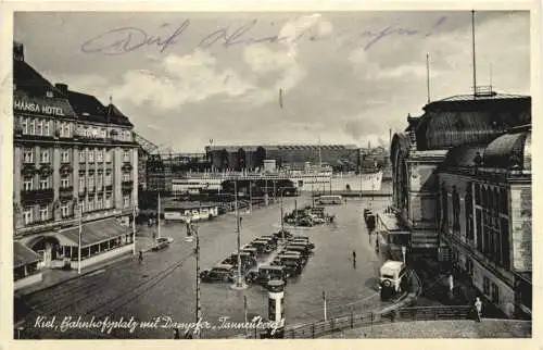 Kiel - Bahnhofsplatz mit Dampfer Tannenberg -755794