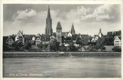 Ulm an der Donau - Stadtmauer -757272