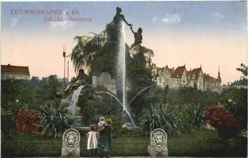 Ludwigshafen am Rhein - Jubiläumsbrunnen -757254