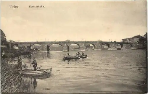 Trier - Moselbrücke -761132