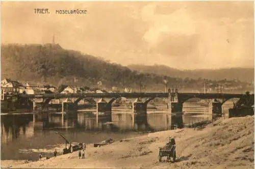 Trier - Moselbrücke -761166