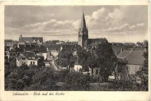 Schkeuditz - Blick auf die Kirche -767908