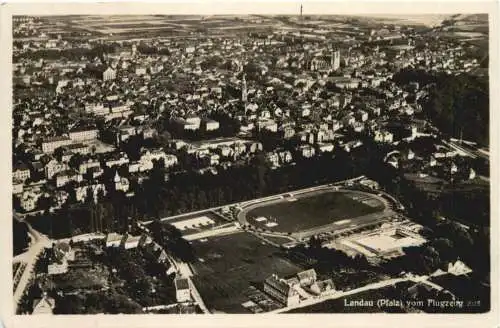 Landau Pfalz vom Flugzeug aus -770842