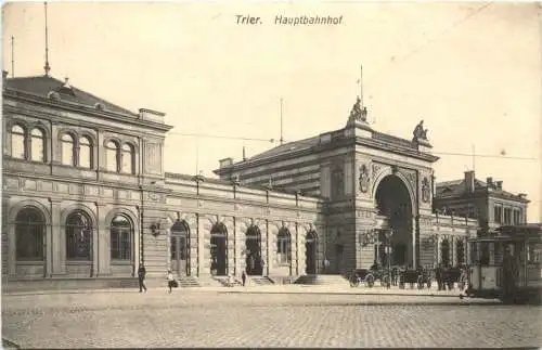 Trier - Hauptbahnhof -772816