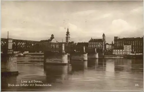 Linz a. d. Donau - Blick von Urfahr -773940